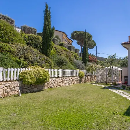 Casa Martina By Elbasummer Hébergement de vacances Lacona